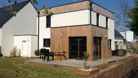 couvreur Montsûrs-1