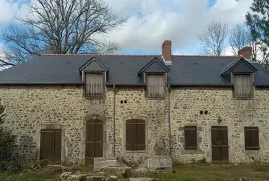 couvreur à Sainte-Suzanne-et-Chammes - image 2
